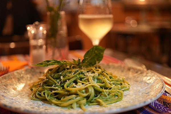 FETTUCCINE AL PESTO